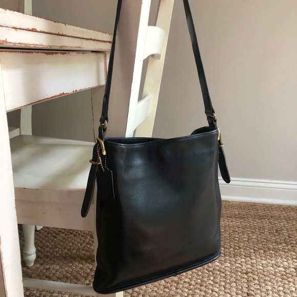 Coach Vintage 9806 Equestrian Slim Bucket Shoulder Bag - Picture 3 of 14